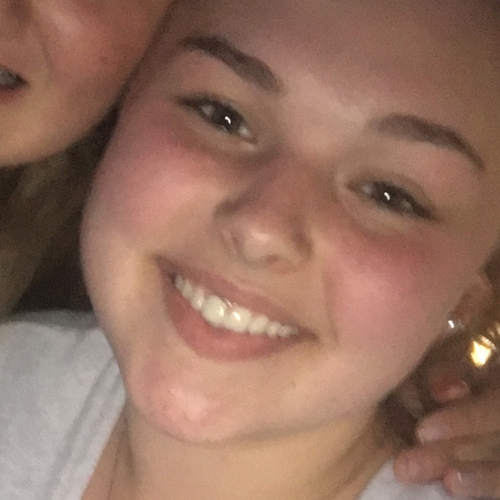 Meet your Posher, Hannah